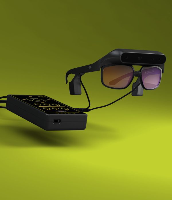 Virtual assistant NIIRA explaining the environment with artificial intelligence