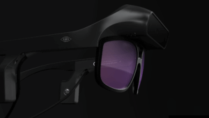 Detalle de NIIRA con sistema de audio por conducción ósea y diseño ergonómico