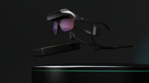 Detalle de NIIRA con sistema de audio por conducción ósea y diseño ergonómico